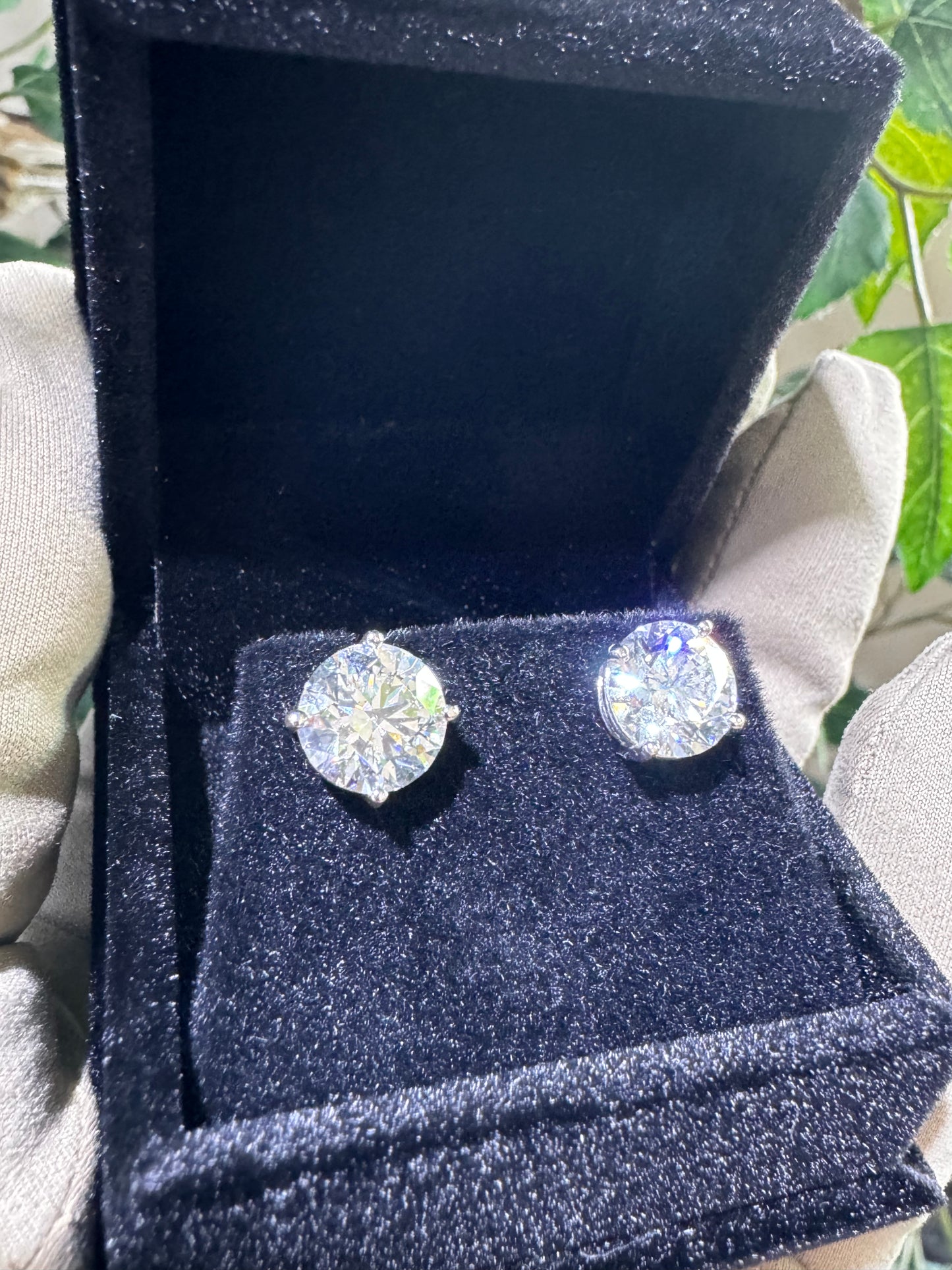 5.78ct tdw diamond studs - white gold